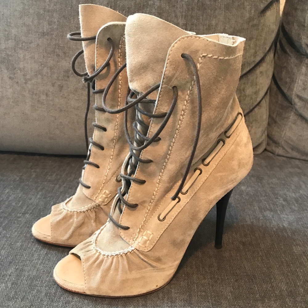 Giuseppe Zannoti Peep Toe Booties!